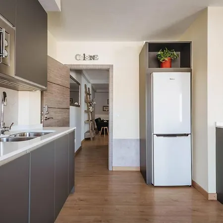 Luz De Free Parking * Sewilla